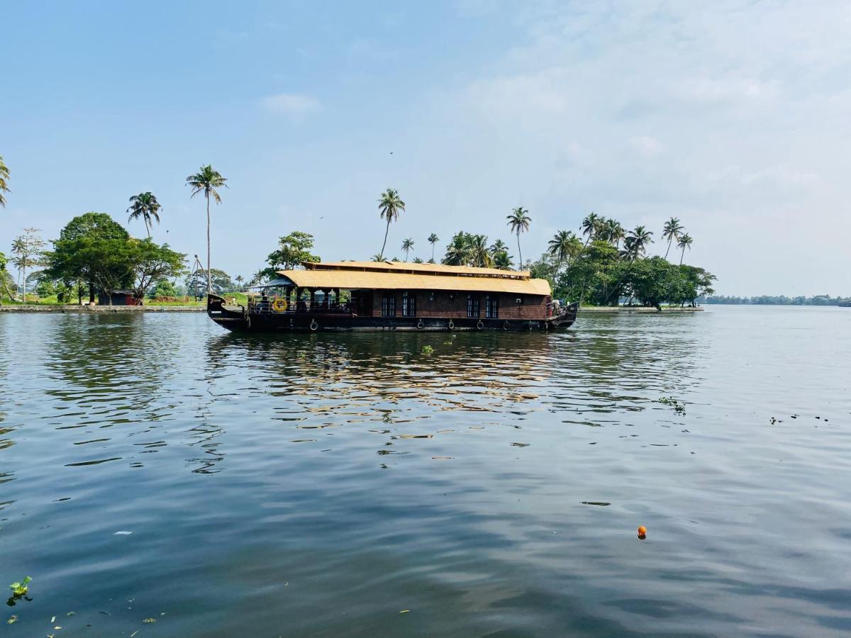 Vila Alice Lake Promise Alappuzha Exteriér fotografie